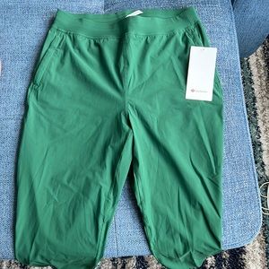 Lululemon Adapted State High-rise Cropped Jogger